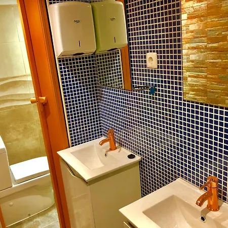 Guest house In - 5lisbon Downtown Private Bedroom View Lisbon